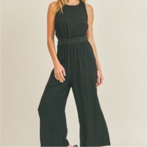 NWOT Hem & Thread Cropped Open Back Cross Jumpsuit